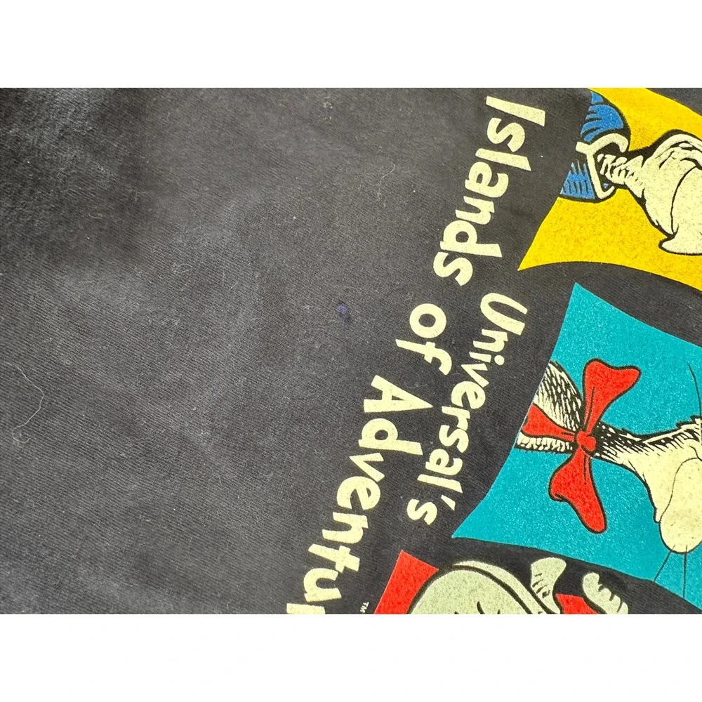 Kids Universal Islands of‎ Adventure Dr Seuss Cat in the Hat Grinch T-Shirt